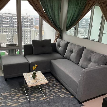 Sea 2-Br Unit With Free Parking Near Mall Of Asia Пасай Экстерьер фото