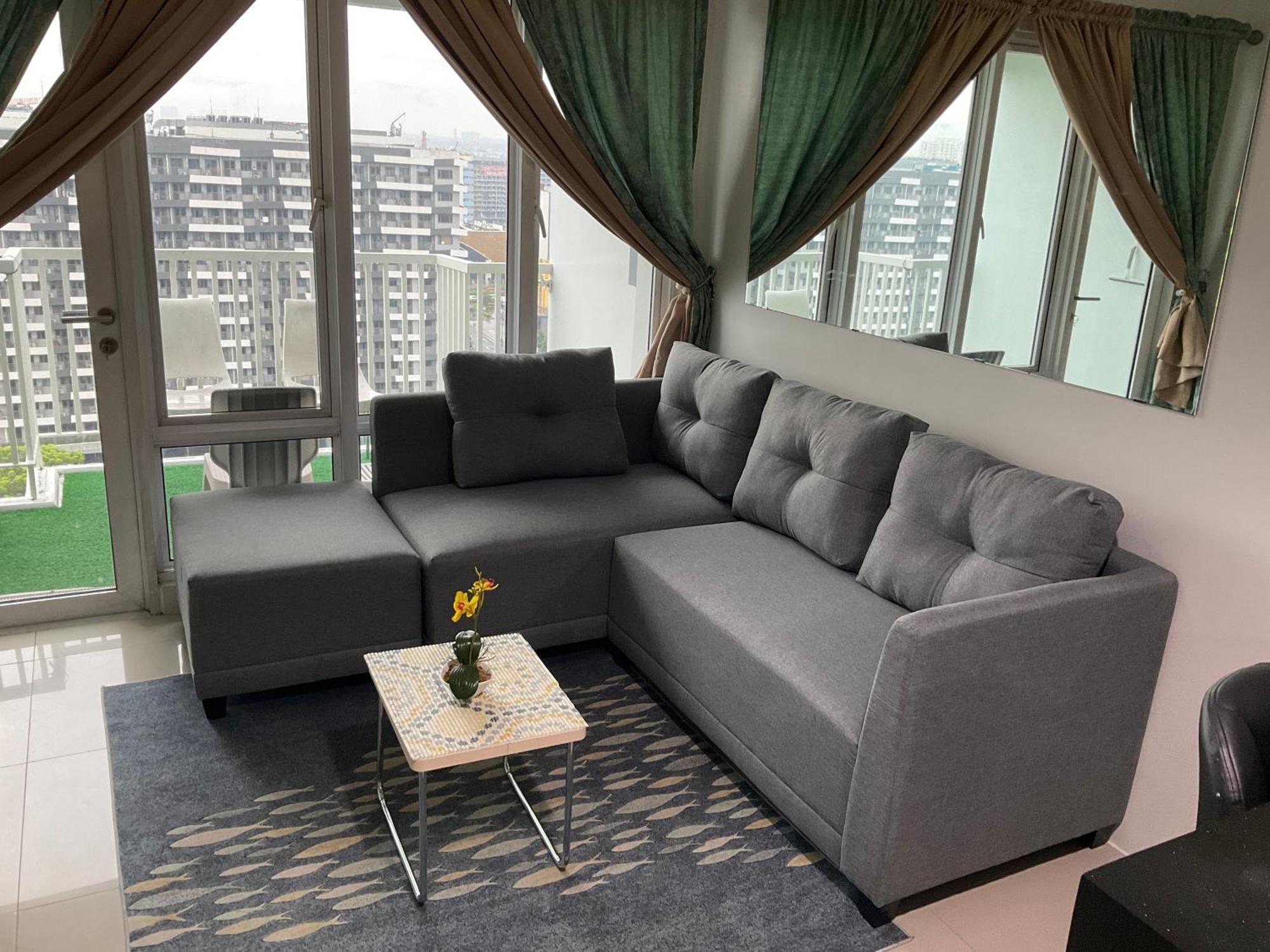 Sea 2-Br Unit With Free Parking Near Mall Of Asia Пасай Экстерьер фото
